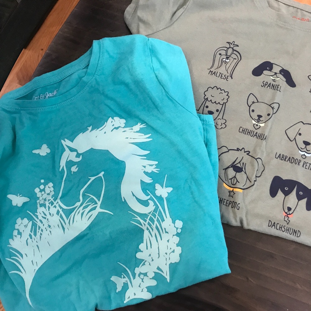 Girls short sleeve t shirts size 10-12